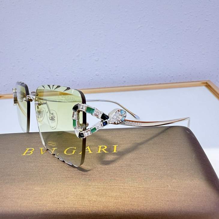 Picture of Bvlgari Sunglasses _SKUfw76702953fw